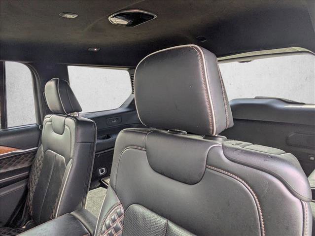 Used 2021 Jeep Grand Cherokee L Summit AWD/4WD image 14