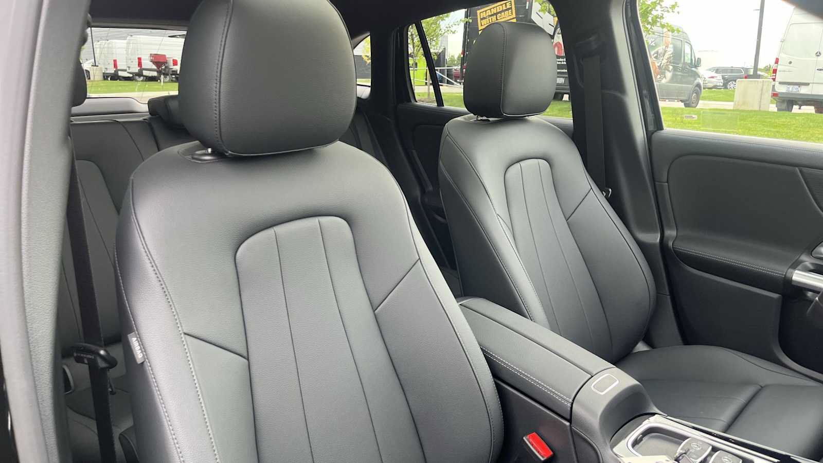 New 2026 Mercedes-Benz GLA 250 4MATIC image 37