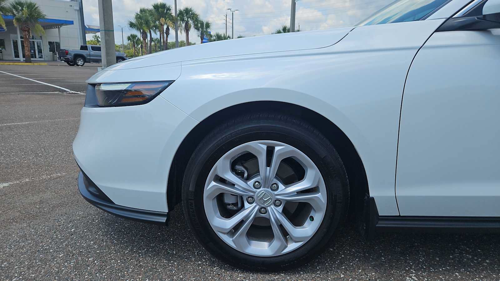 Certified 2025 Honda Accord LX image 18