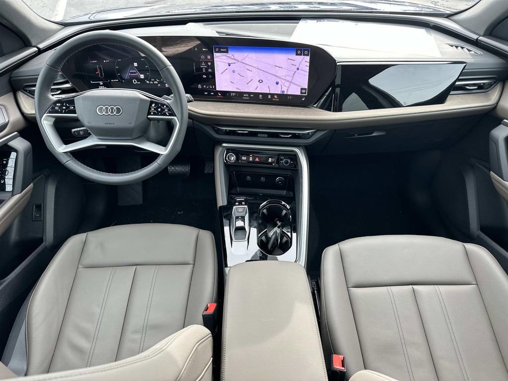 New 2025 Audi Q5 Premium image 27