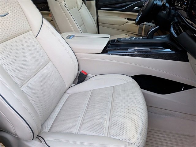 Certified 2023 Cadillac Escalade Premium Luxury w/ Performance Package image 26