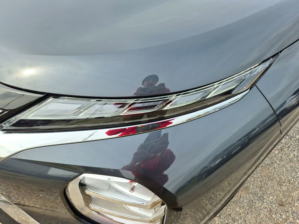 New 2026 Mitsubishi Outlander SEL image 10