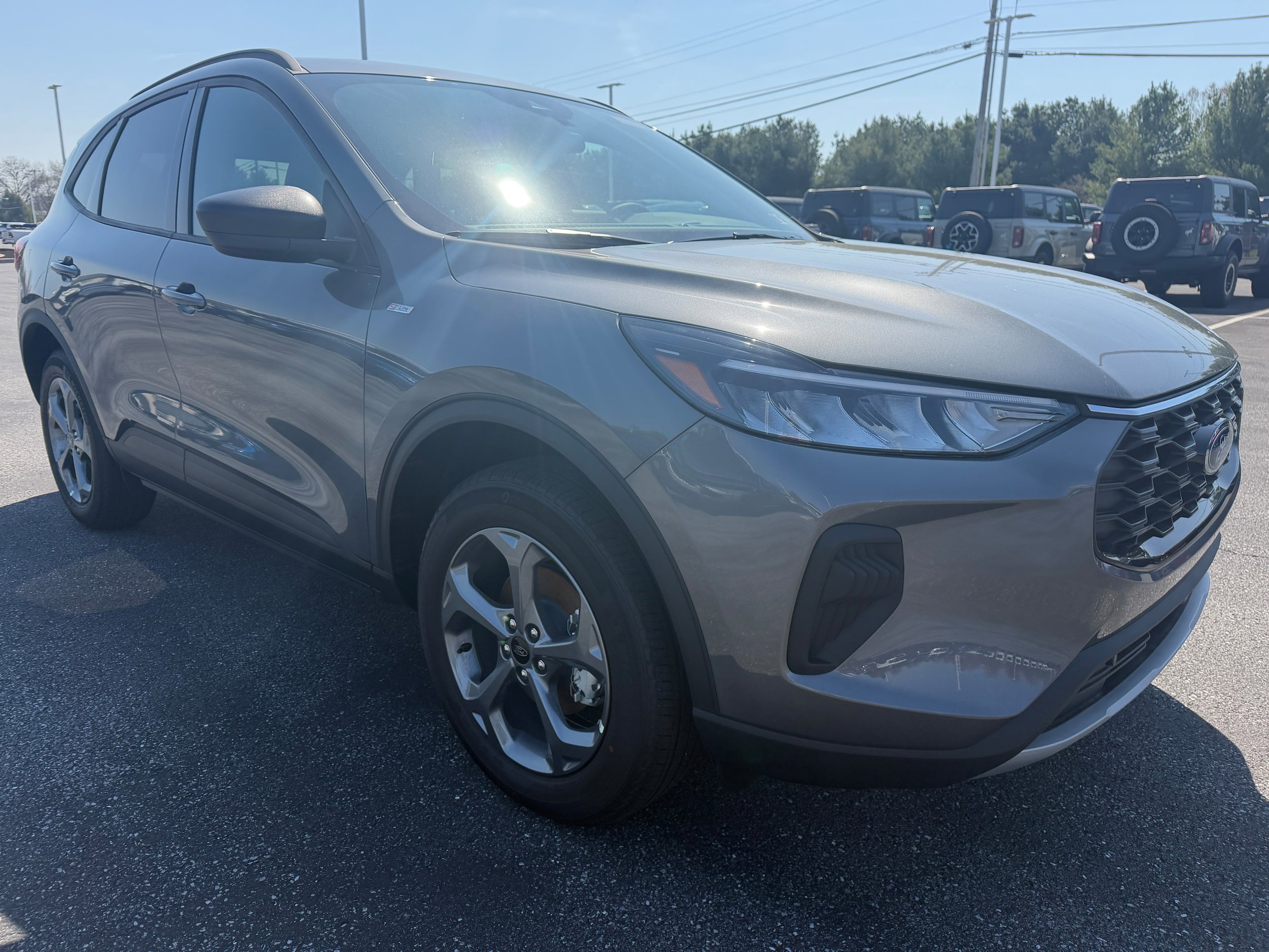 New 2026 Ford Escape ST-Line w/ Tech Pack #1 AWD/4WD image 14