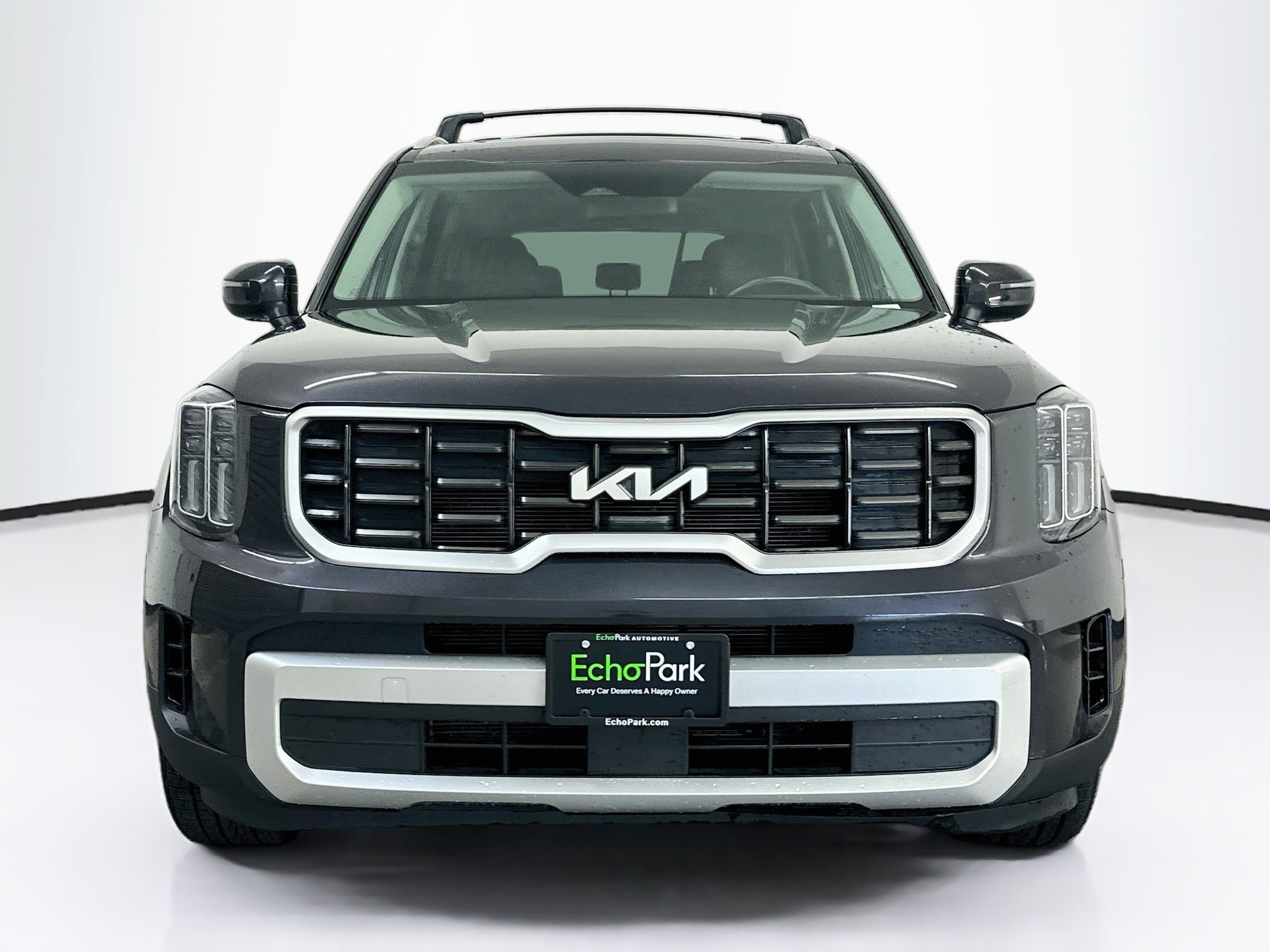 Used 2025 Kia Telluride S AWD/4WD image 2