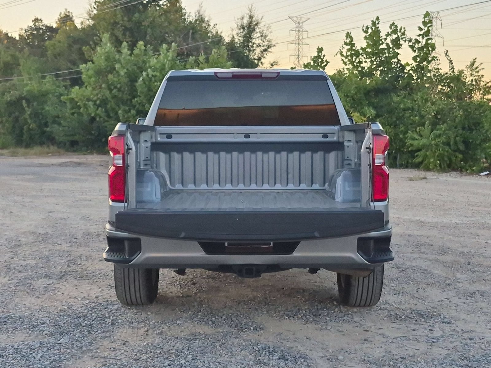 Used 2026 Chevrolet Silverado 1500 RST RWD image 4