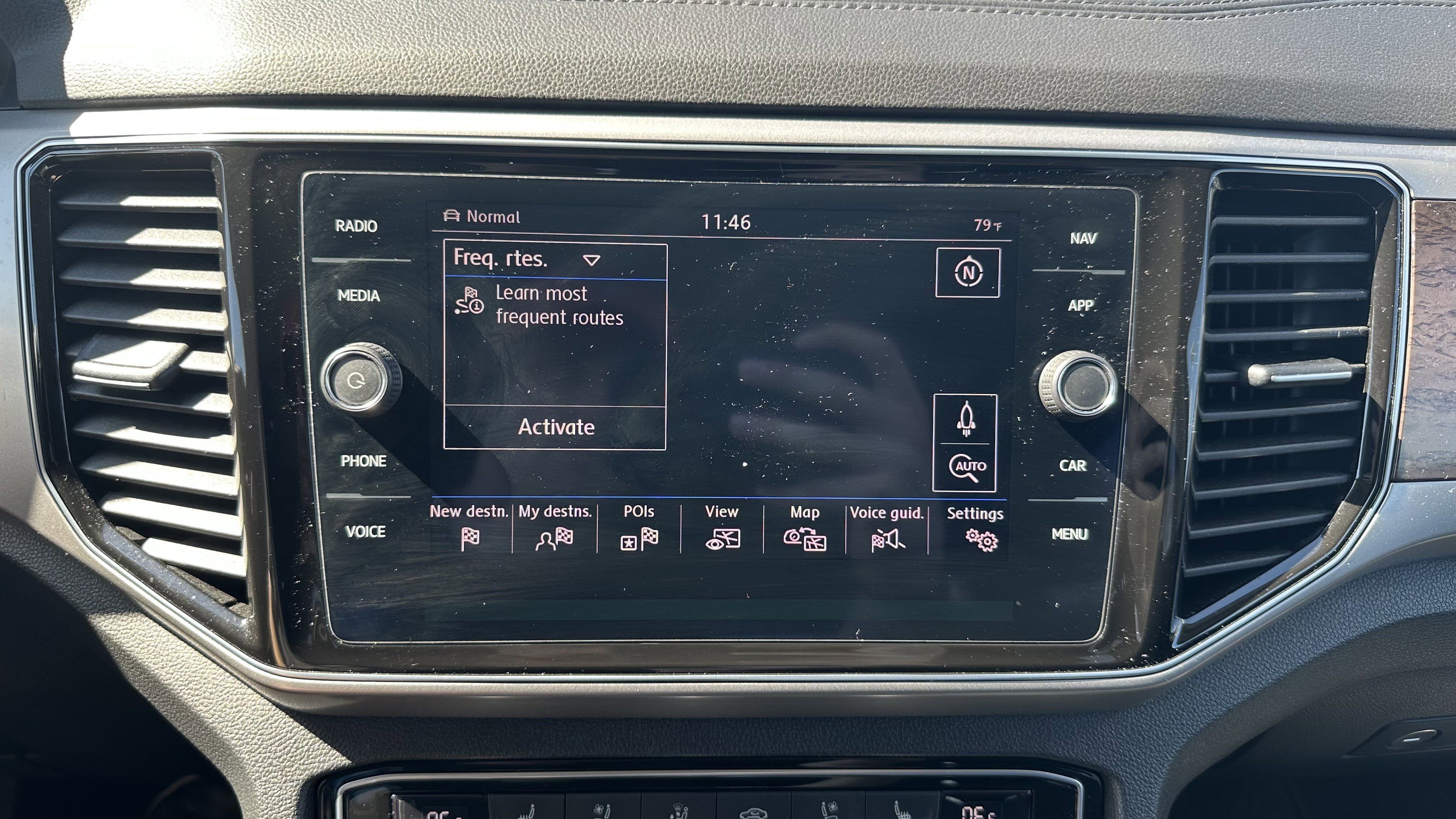 Used 2019 Volkswagen Atlas SEL Premium image 25