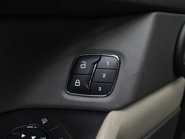 Used 2021 Ford Expedition Max Limited AWD/4WD image 36