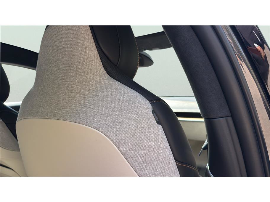 Used 2023 Lucid Air Touring AWD/4WD image 17