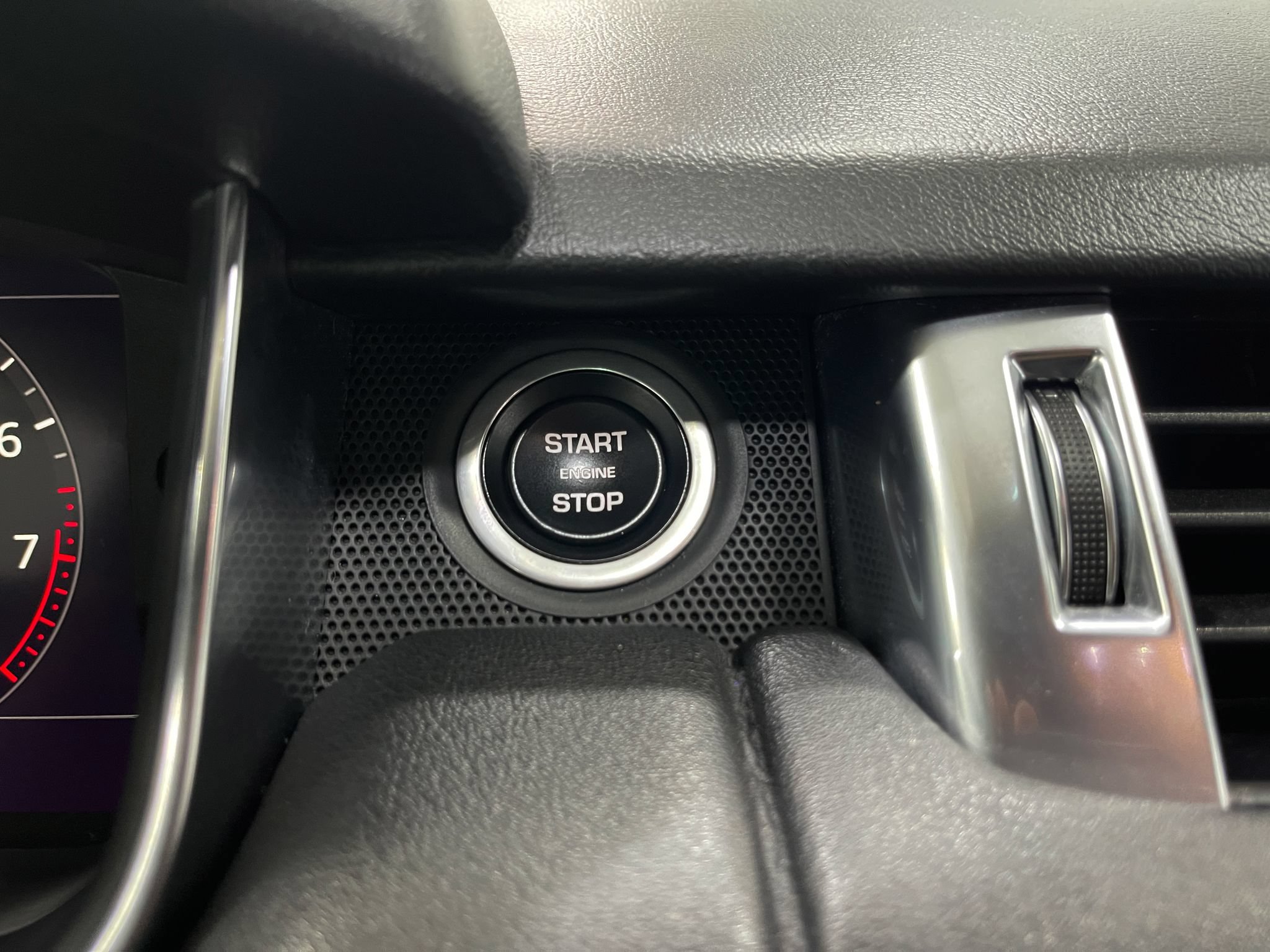 Used 2020 Land Rover Range Rover Sport HSE AWD/4WD image 21