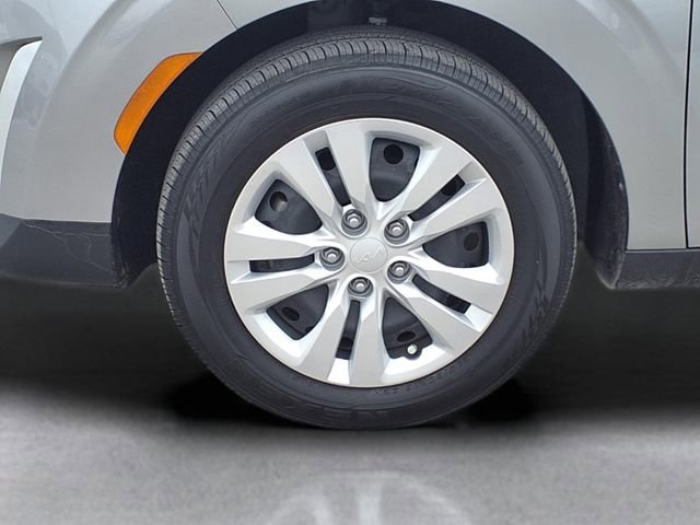 Used 2024 Kia Soul LX FWD image 13