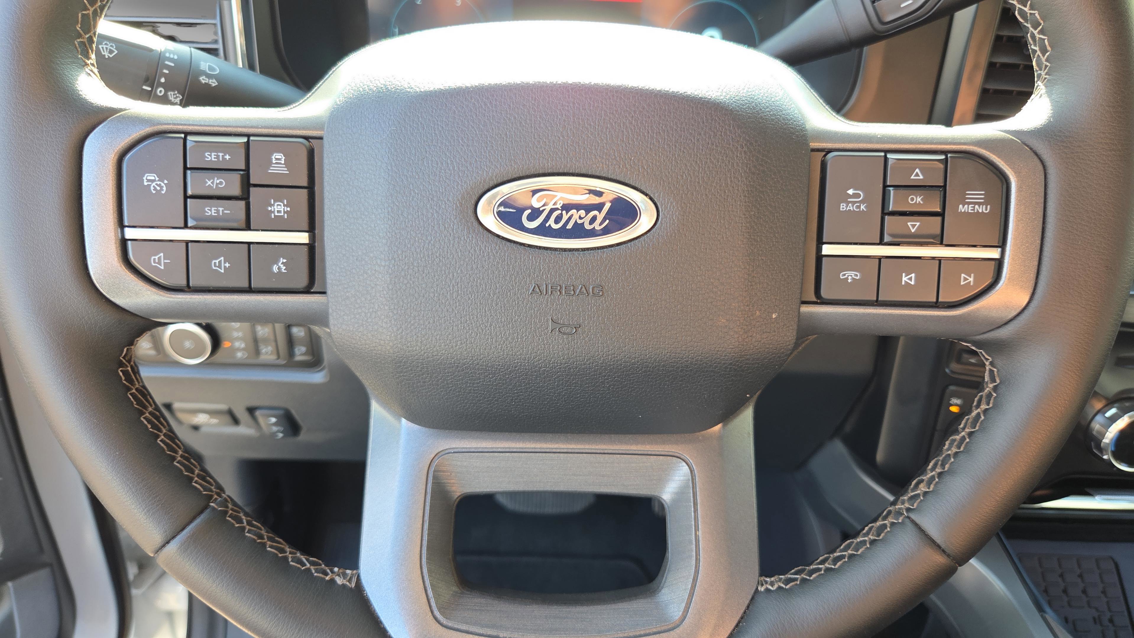 Used 2026 Ford F350 Lariat w/ Lariat Ultimate Package image 29