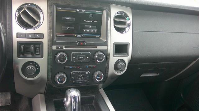 Used 2015 Ford Expedition Limited image 7