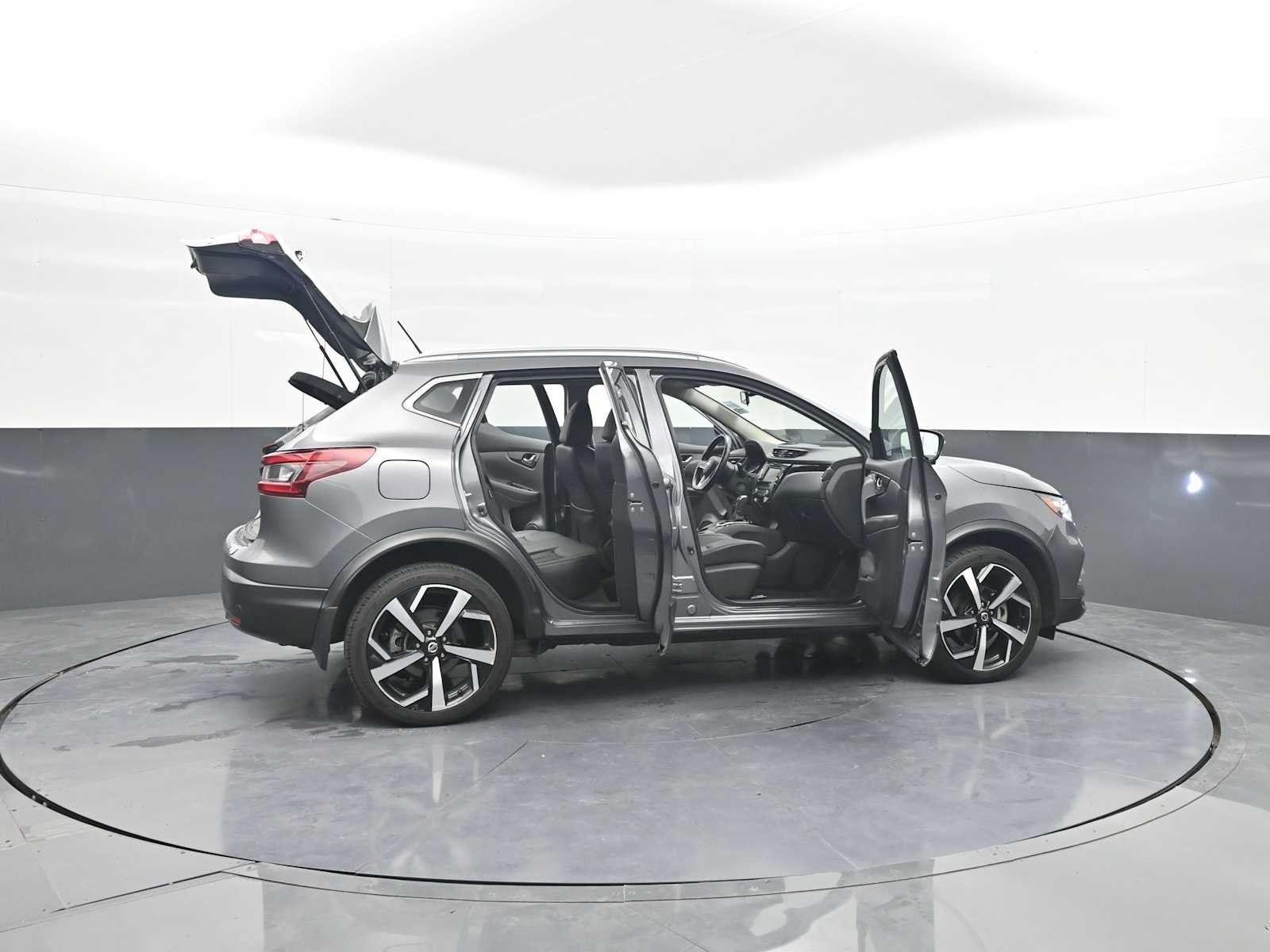 Used 2022 Nissan Rogue Sport SL AWD/4WD image 47