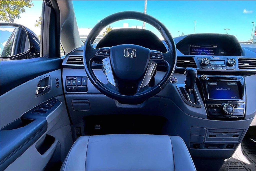 Used 2014 Honda Odyssey Touring image 17