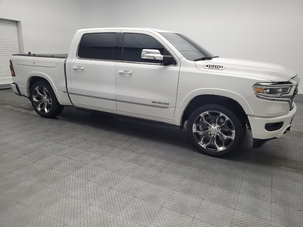Used 2019 RAM 1500 Limited w/ Body Color Bumper Group image 11