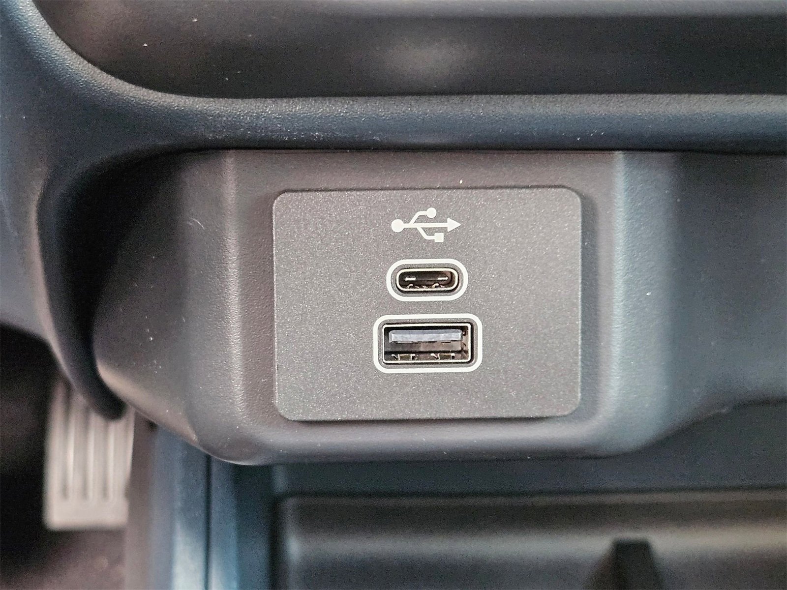 New 2026 Ford Maverick XL w/ Equipment Group 101A image 18