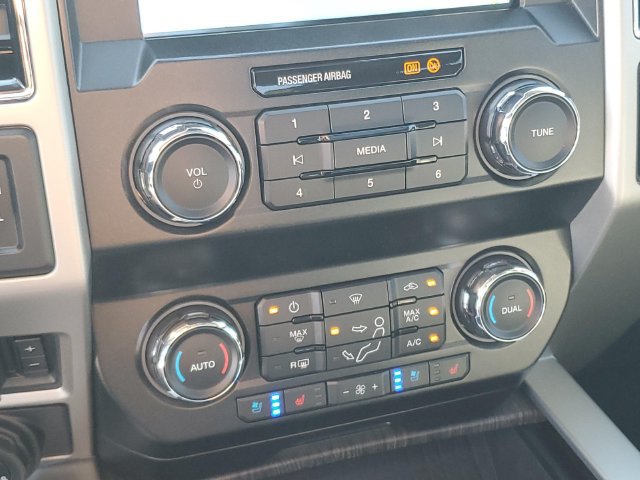 Used 2021 Ford F350 Lariat AWD/4WD image 24