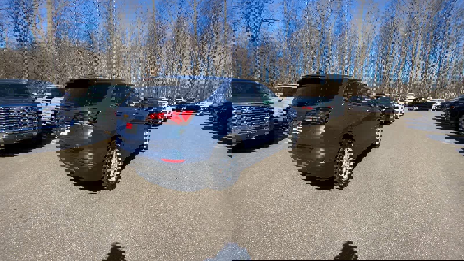 Used 2024 Chevrolet Equinox LT image 13