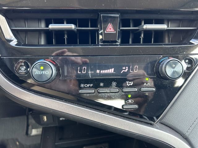 Used 2024 Toyota Camry LE w/ Convenience Package FWD image 13