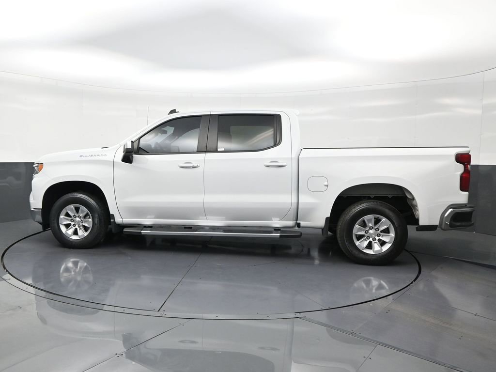 Used 2023 Chevrolet Silverado 1500 LT image 2