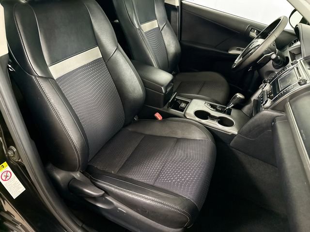 Used 2012 Toyota Camry SE image 35