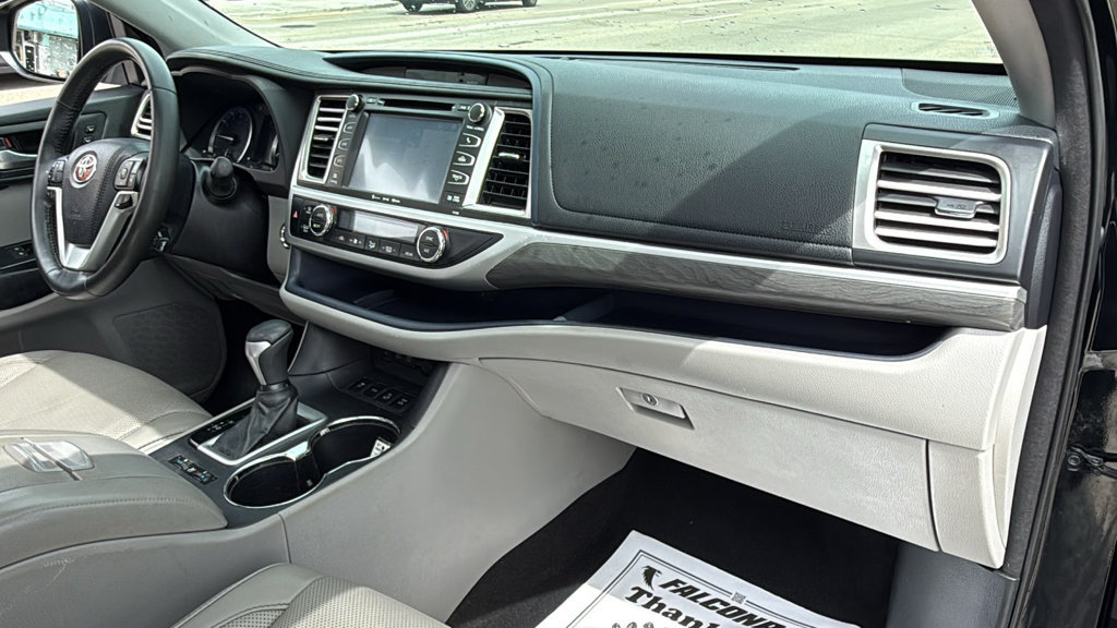 Used 2018 Toyota Highlander Limited Platinum AWD/4WD image 40