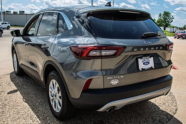 Used 2023 Ford Escape Active AWD/4WD image 3