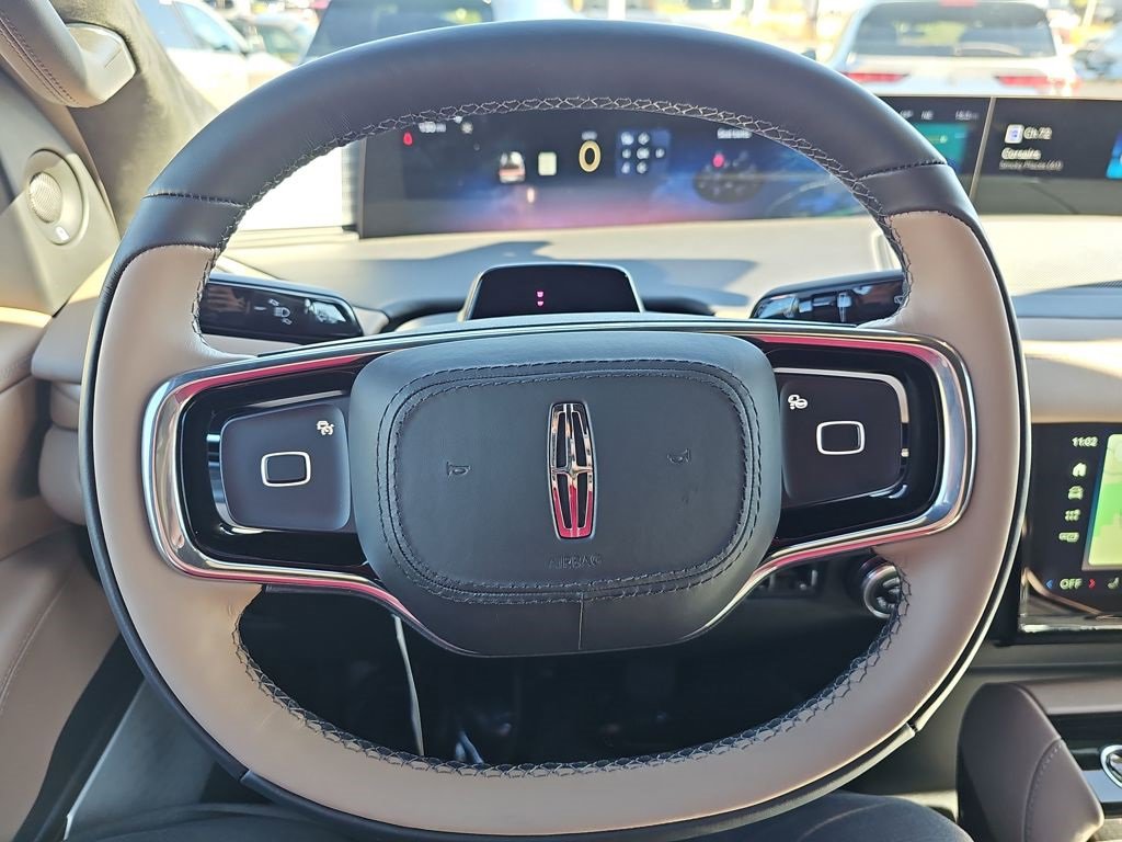 New 2025 Lincoln Navigator Black Label image 26