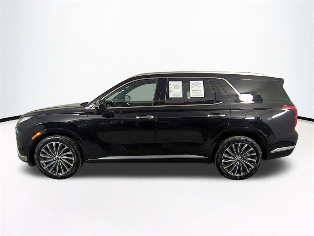 Used 2023 Hyundai Palisade Calligraphy image 8