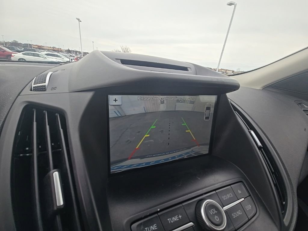 Used 2017 Ford Escape SE w/ Equipment Group 201A image 20