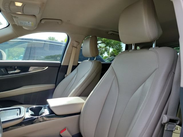 Certified 2022 Lincoln Nautilus FWD w/ Premium Package image 10
