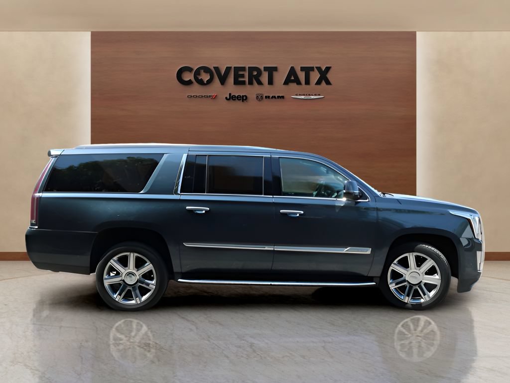 Used 2020 Cadillac Escalade ESV Luxury RWD image 6