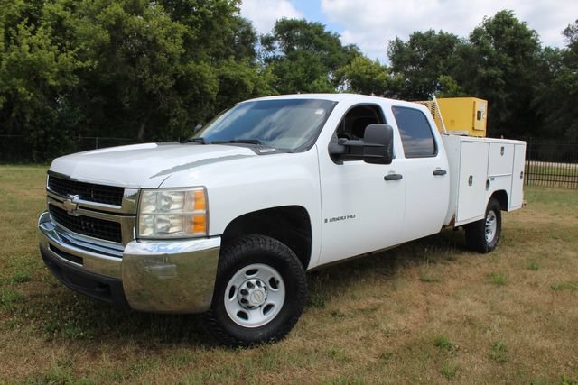 Used 2007 Chevrolet Silverado 2500 W/T AWD/4WD image 1