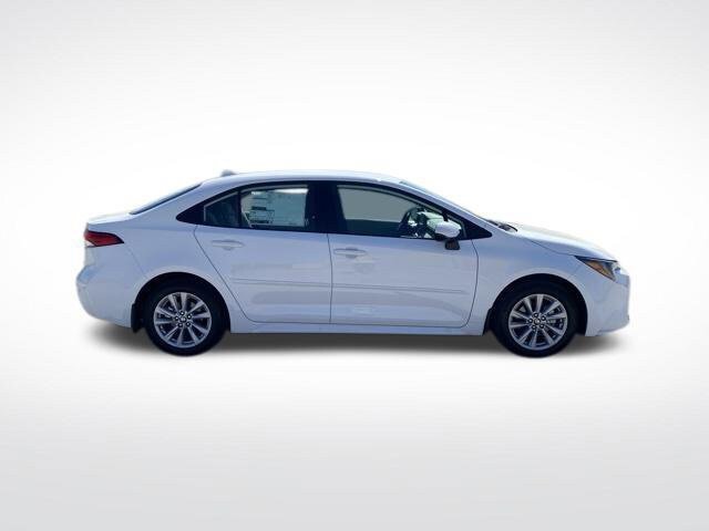 New 2027 Toyota Corolla LE FWD image 2