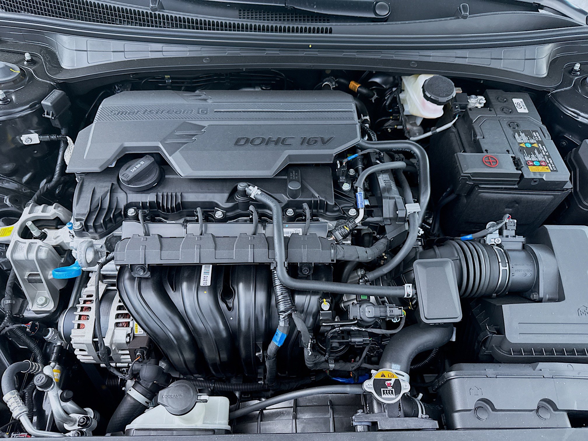New 2026 Hyundai Elantra Sport FWD image 22