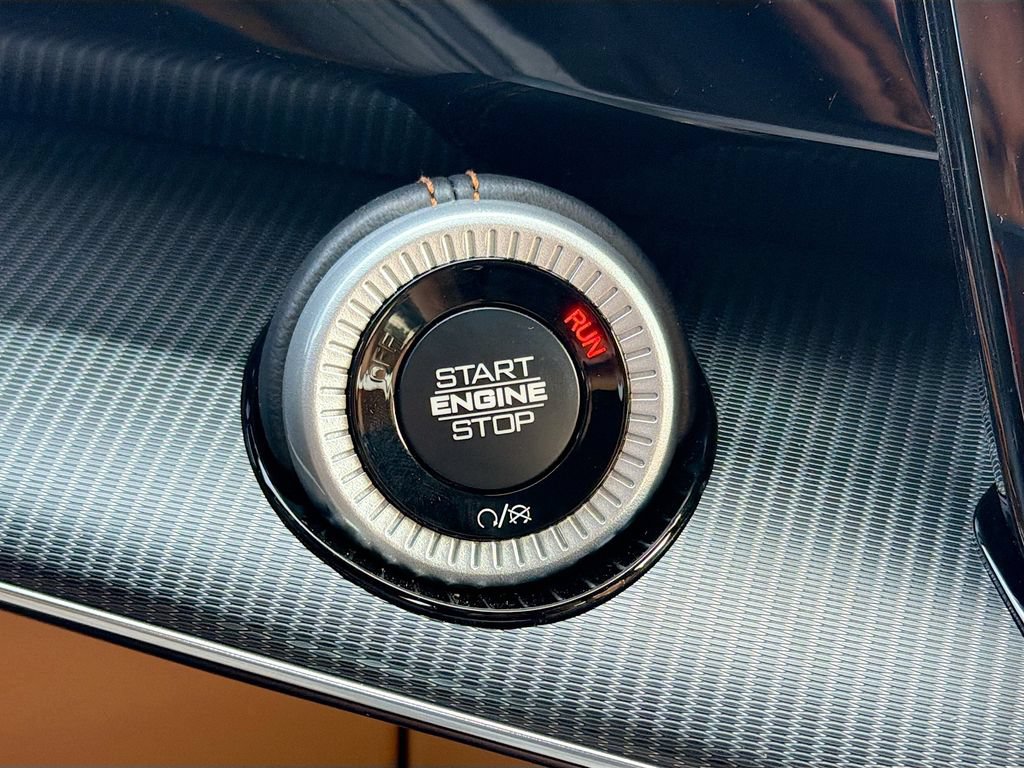 New 2026 Jeep Grand Wagoneer Summit AWD/4WD image 19