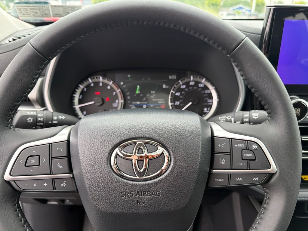 New 2026 Toyota Highlander XLE AWD/4WD image 15