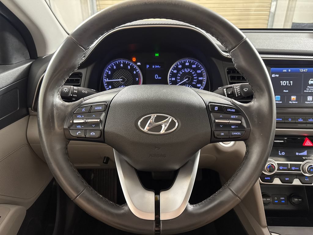 Used 2020 Hyundai Elantra Value Edition FWD image 14