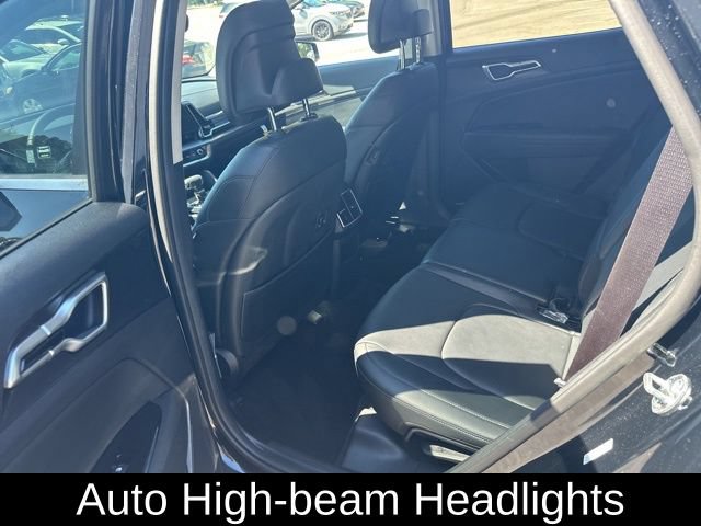 Used 2025 Kia Sportage EX FWD image 16