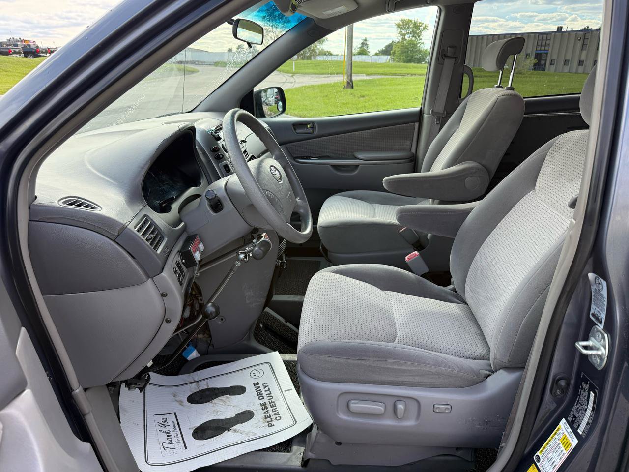 Used 2007 Toyota Sienna CE FWD image 13