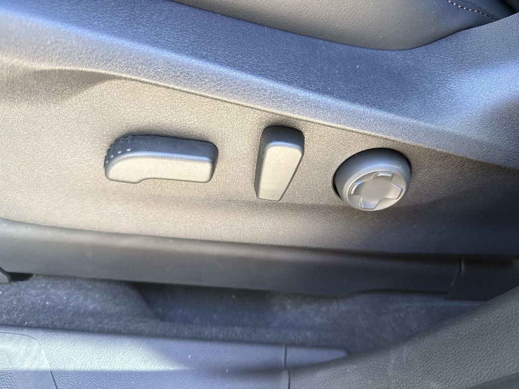 New 2026 Subaru Ascent Limited Bronze image 24