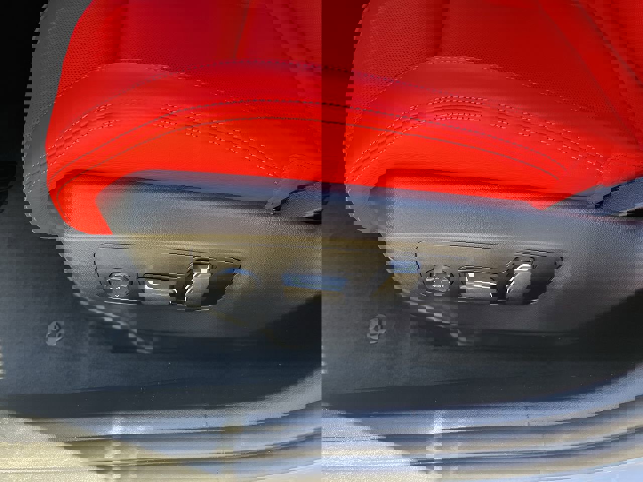 New 2026 BMW M5 w/ Carbon Package image 15