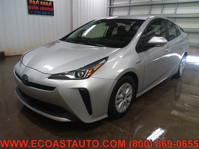 Used 2022 Toyota Prius L Eco FWD image 4
