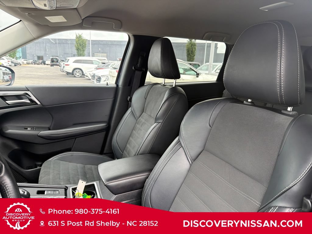 Used 2024 Mitsubishi Outlander SE AWD/4WD image 13