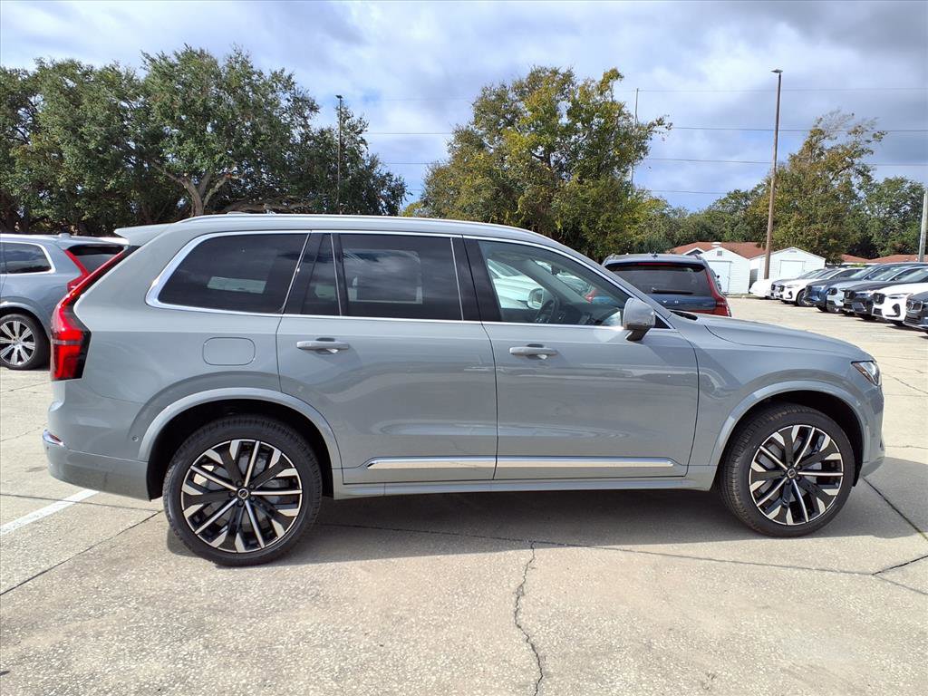 New 2026 Volvo XC90 B6 Plus w/ Protection Package Premier image 8