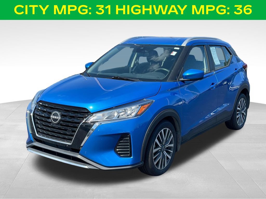 Used 2023 Nissan Kicks SV FWD image 3