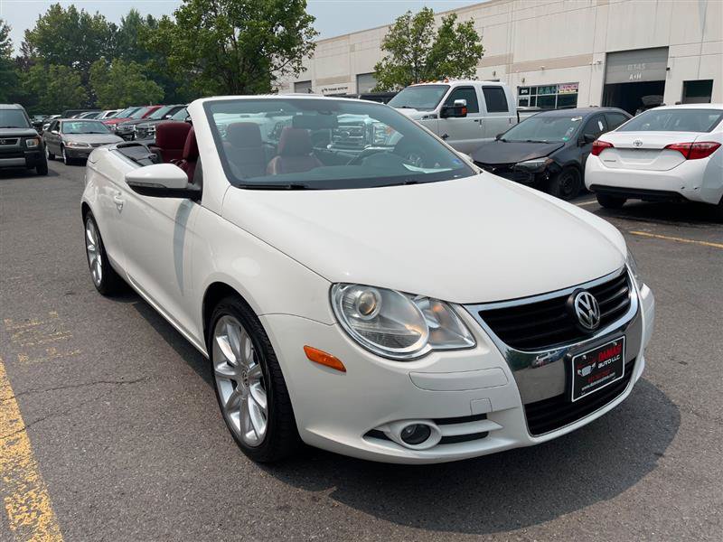 Used 2011 Volkswagen Eos Lux FWD image 5
