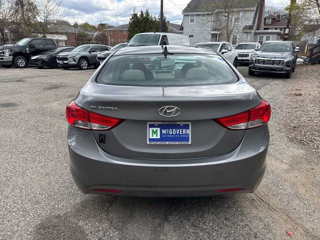 Used 2013 Hyundai Elantra GLS w/ Preferred Pkg FWD image 4