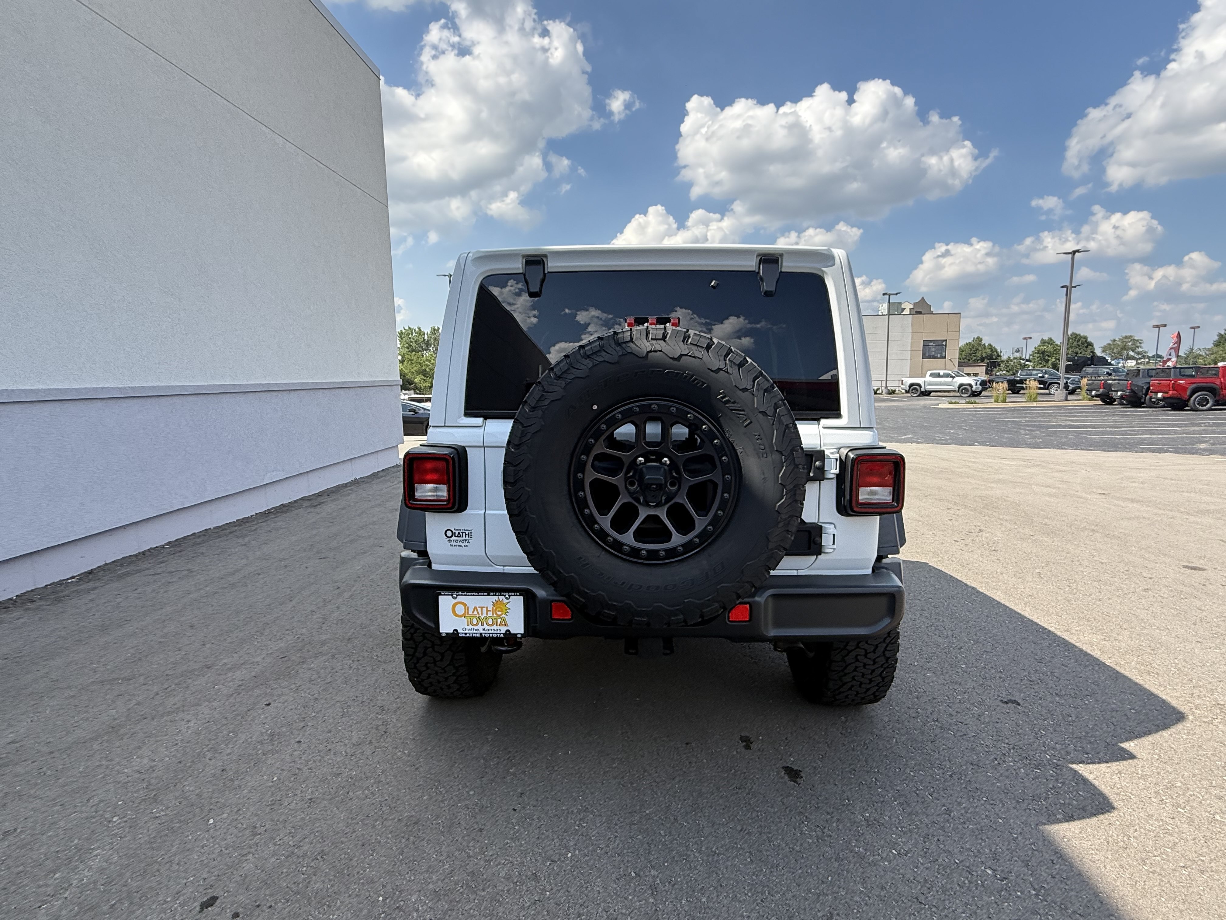 Used 2022 Jeep Wrangler Unlimited Sport AWD/4WD image 20