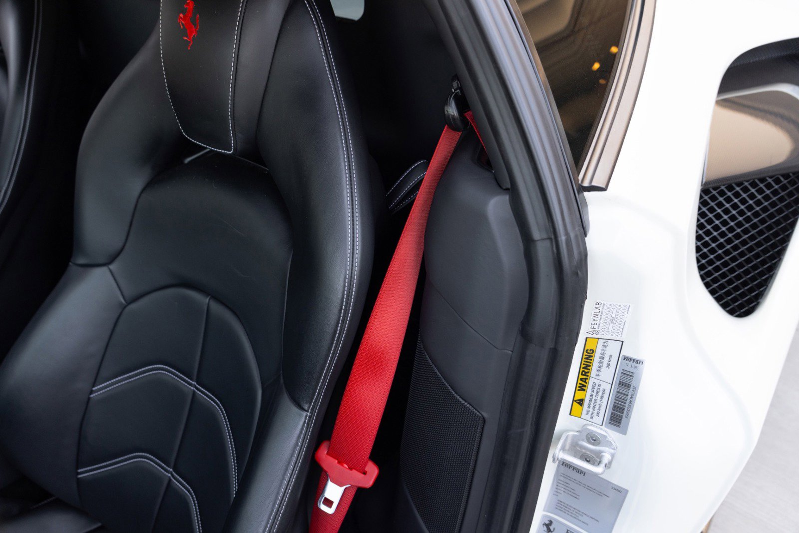 Used 2018 Ferrari 488 GTB RWD image 58